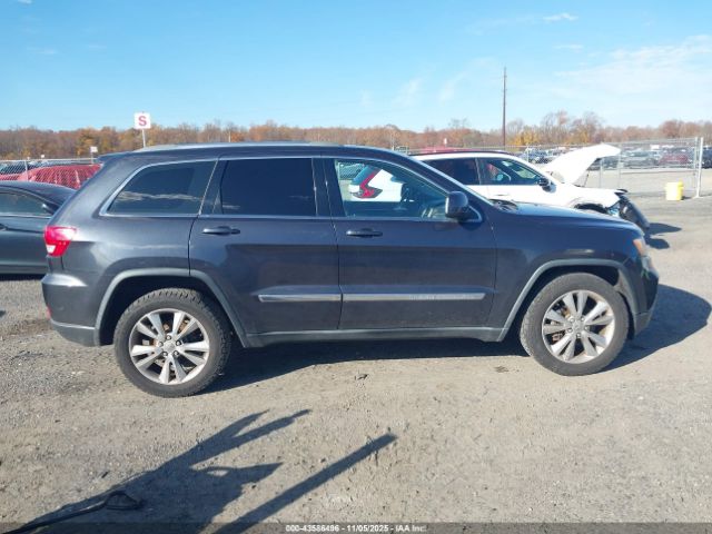 Jeep Grand Cherokee Laredo Image 11