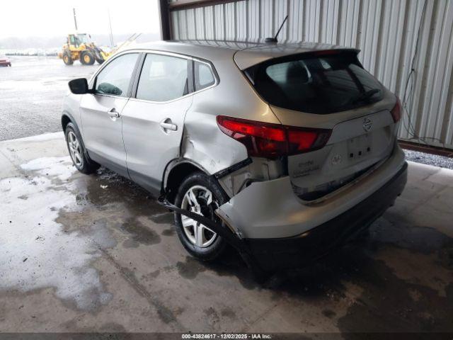 Nissan Rogue S Image 5