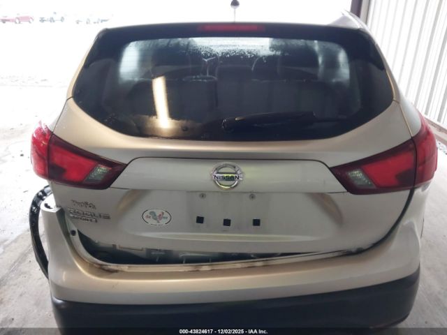 Nissan Rogue S Image 14