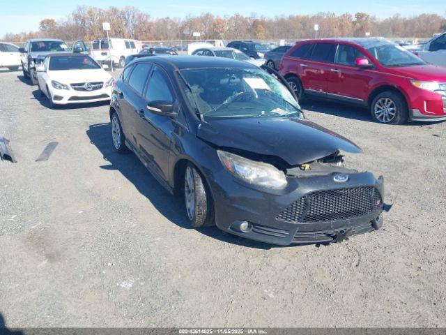  Salvage Ford Focus St