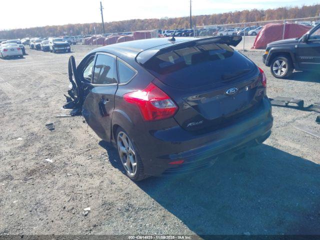 Ford Focus St Image 2