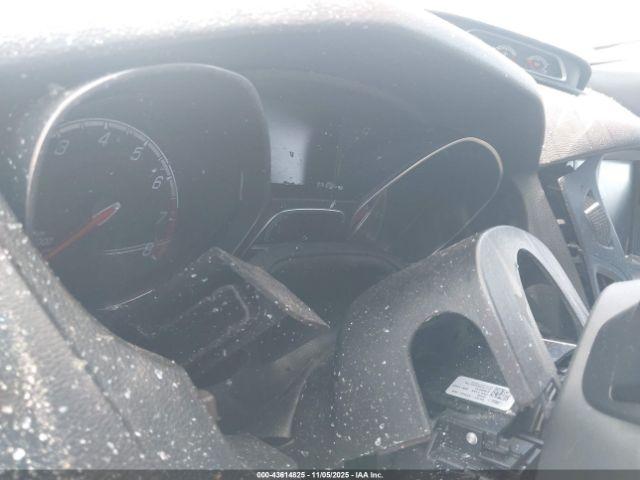 Ford Focus St Image 5