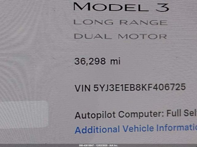 Tesla Model 3 Image 7