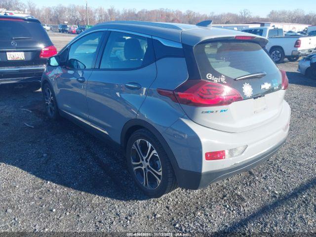 Chevrolet Bolt Premier Image 3