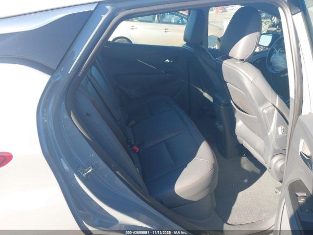 Chevrolet Bolt Premier Image 8