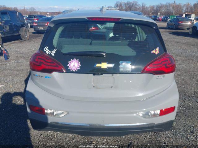 Chevrolet Bolt Premier Image 15