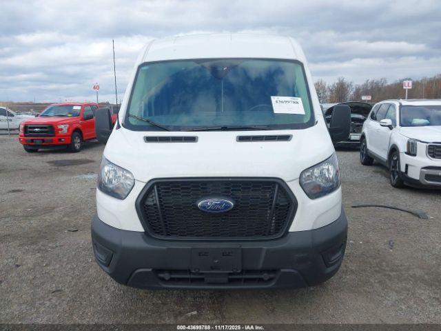 Ford Transit Image 2