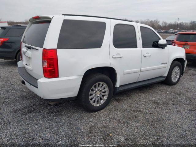 Chevrolet Tahoe Image 3