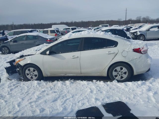 Kia Forte Lx Image 7