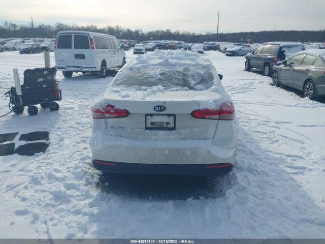 Kia Forte Lx Image 14