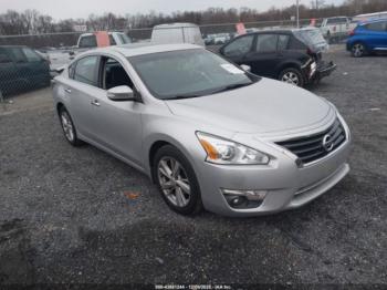  Salvage Nissan Altima
