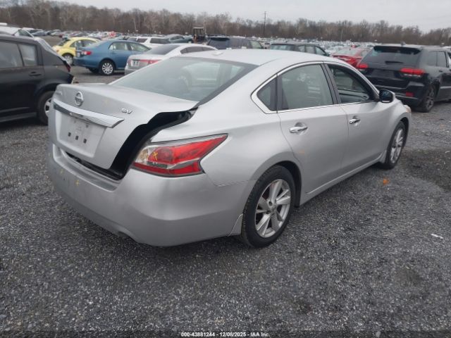 Nissan Altima 2.5 Sv Image 11