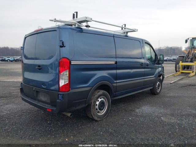 Ford Transit Image 14