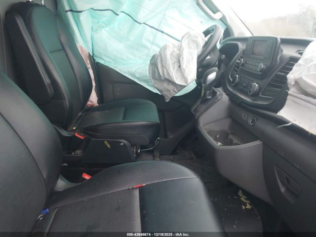 Ford Transit Image 13