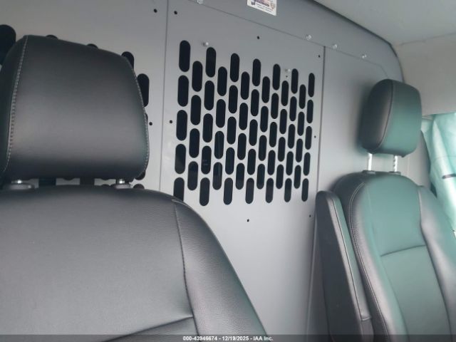 Ford Transit Image 15