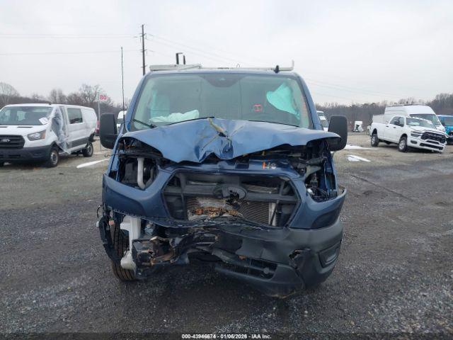 Ford Transit Image 11