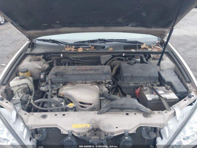 Toyota Camry Xle Image 7