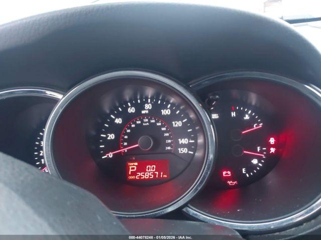 Kia Sorento Lx Image 11