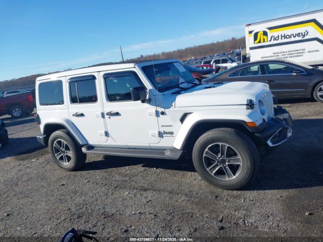 Jeep Wrangler 4-door Sahara 4x4 Image 11