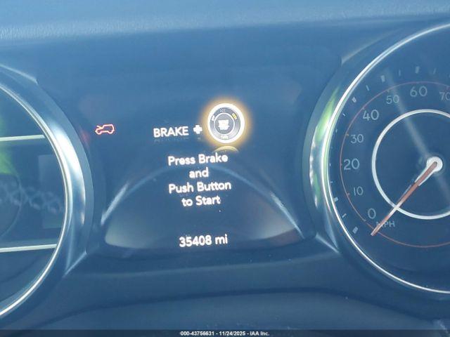 Jeep Wrangler 4-door Sahara 4x4 Image 14