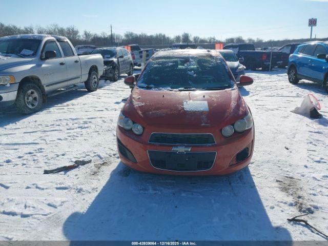 Chevrolet Sonic Lt Auto Image 4