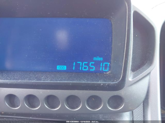 Chevrolet Sonic Lt Auto Image 3