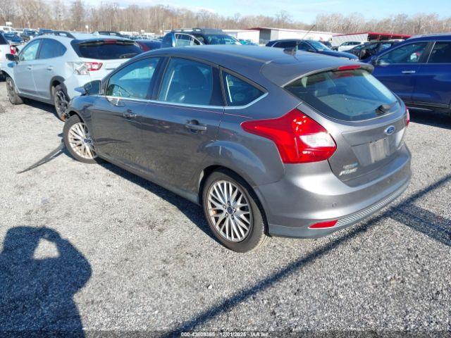 Ford Focus Titanium Image 6