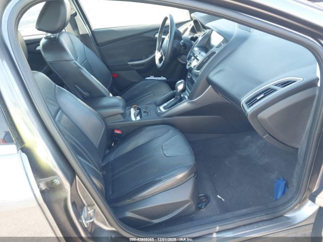 Ford Focus Titanium Image 13