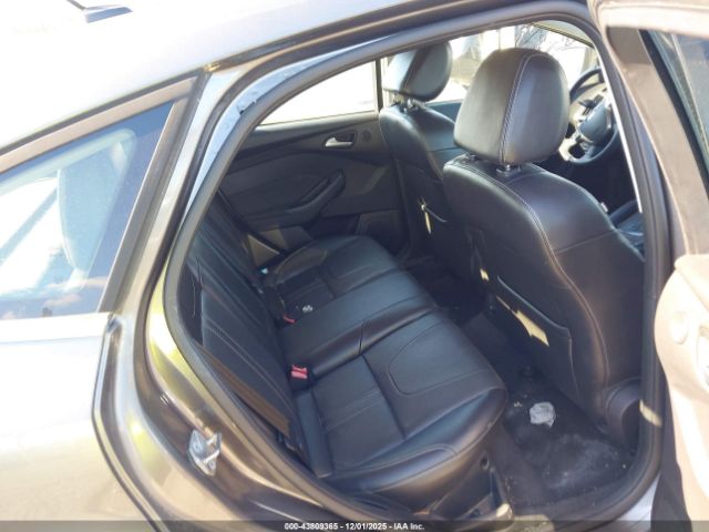 Ford Focus Titanium Image 7