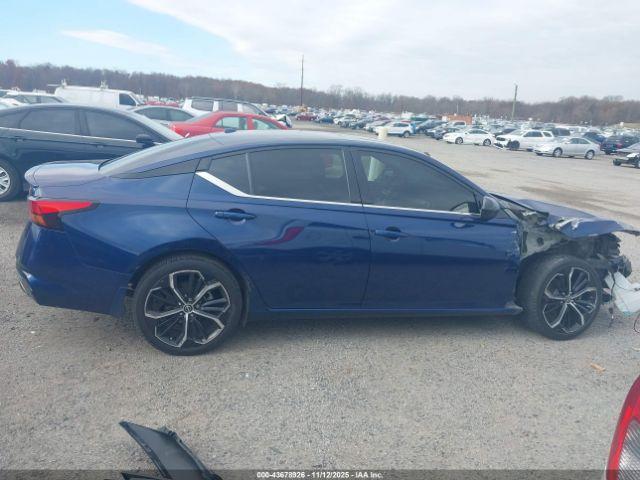 Nissan Altima Sr Fwd Image 15