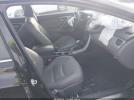 Hyundai ELANTRA Limited Image 6