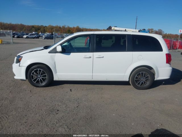 Dodge Grand Caravan Gt Image 6