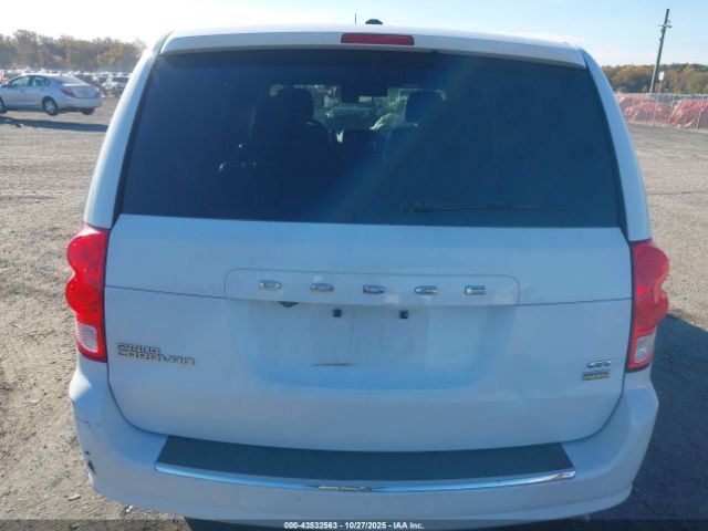 Dodge Grand Caravan Gt Image 3