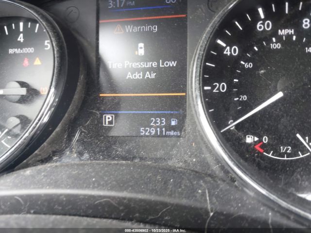 Nissan Rogue Sv Image 14