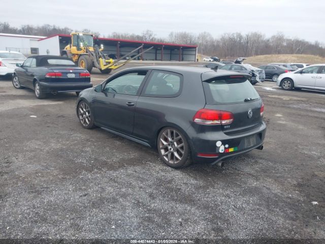 Volkswagen GTI 2-door Image 4