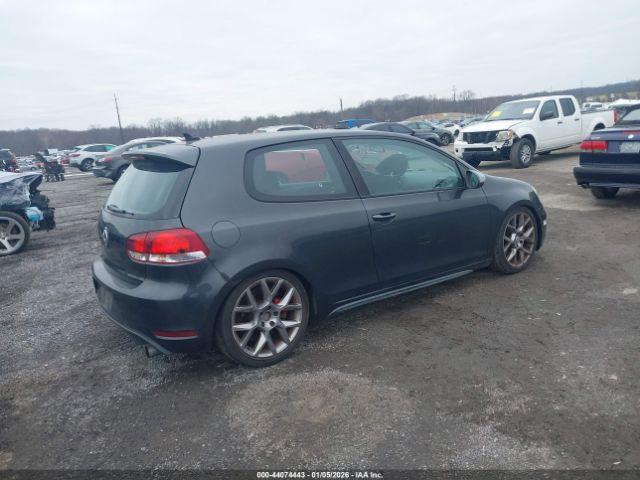 Volkswagen GTI 2-door Image 7