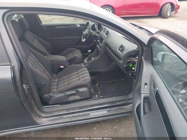 Volkswagen GTI 2-door Image 3