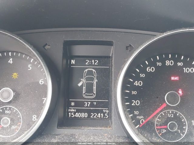 Volkswagen GTI 2-door Image 10