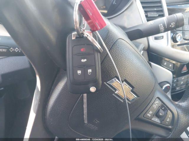 Chevrolet Cruze Ls Auto Image 11