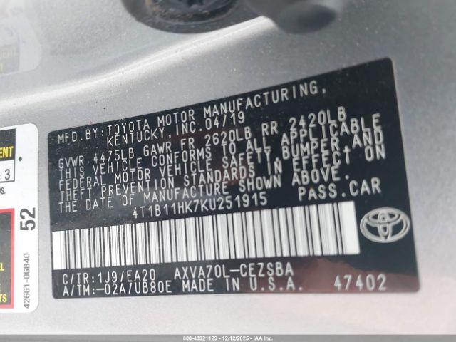 Toyota Camry Se Image 4