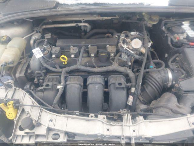 Ford Focus Se Image 16