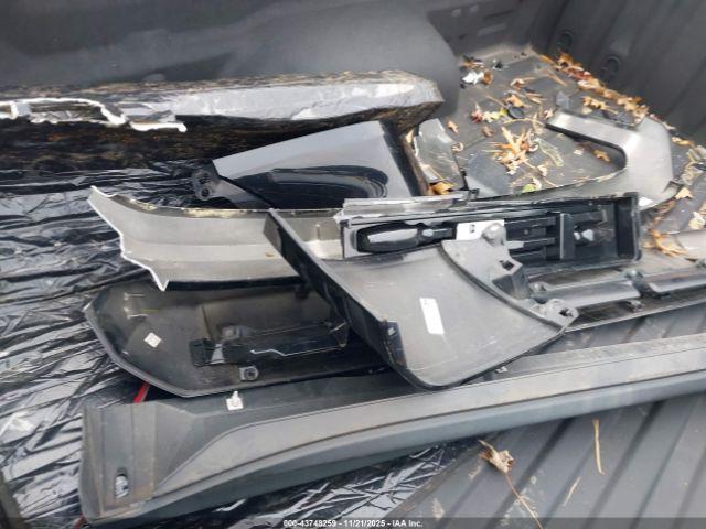 Toyota Tundra Sr5 5.7l V8 Image 8