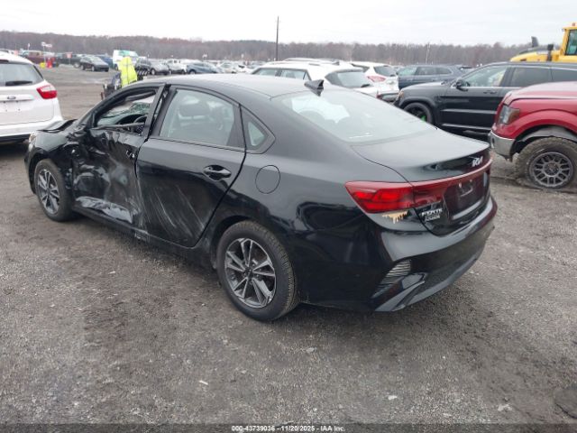 Kia Forte Lxs Image 5