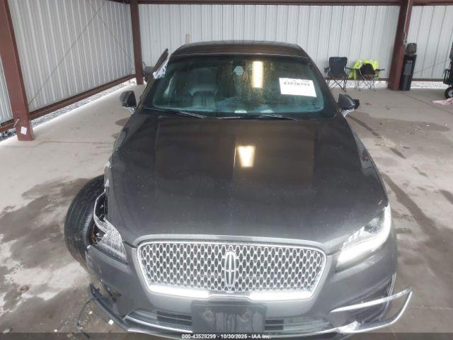 Lincoln MKZ Standard Image 13