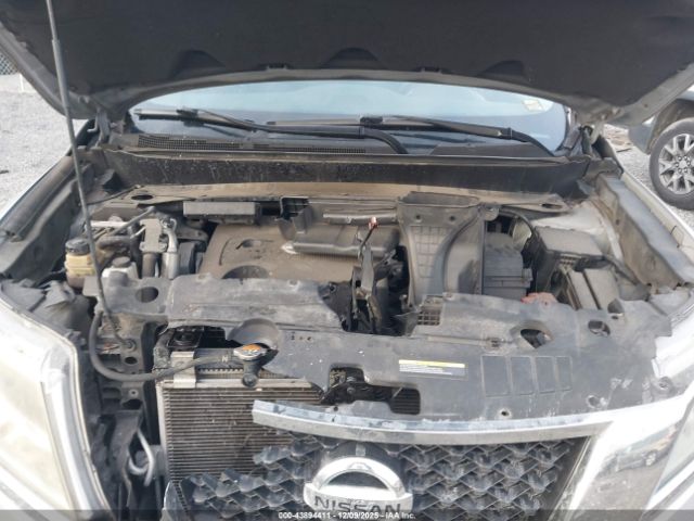 Nissan Pathfinder Sv Image 3