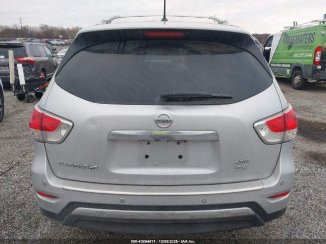 Nissan Pathfinder Sv Image 14