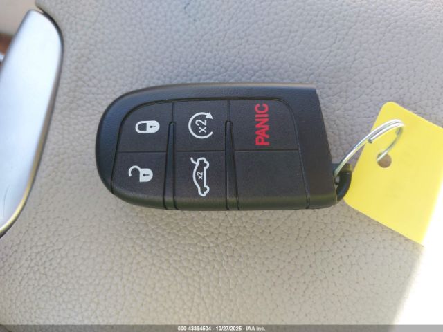 Dodge Challenger Sxt Image 6