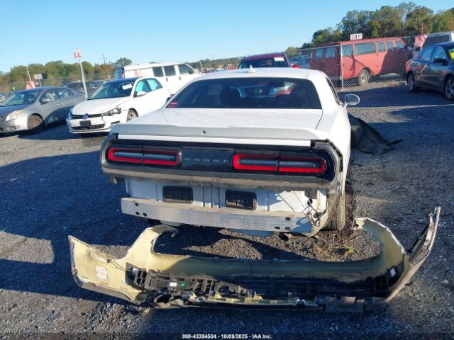 Dodge Challenger Sxt Image 7