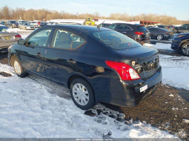 Nissan Versa 1.6 S Image 4
