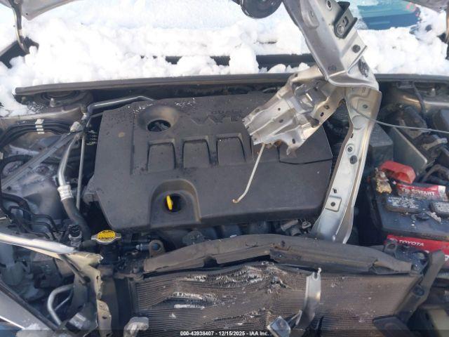 Toyota Corolla Le Image 14